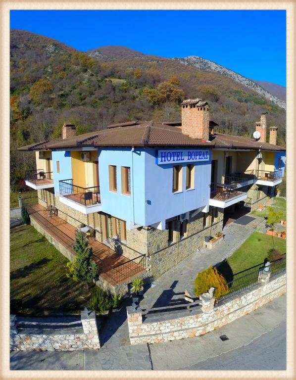 Voreas Hotel Káto Loutrákion Extérieur photo