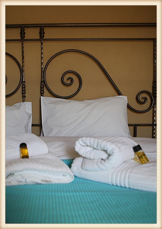 Voreas Hotel Káto Loutrákion Chambre photo
